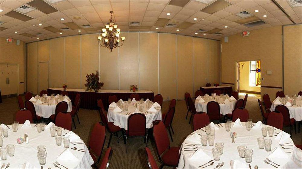 Clarion Inn & Suites Dothan South Exterior foto